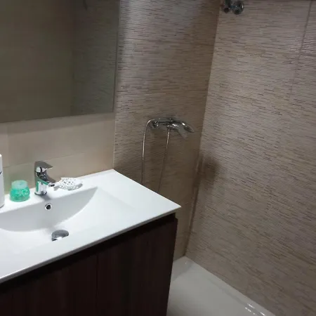 Casa Con Piscina Al Lado Del Mar En Viladesuso * Villadesuso