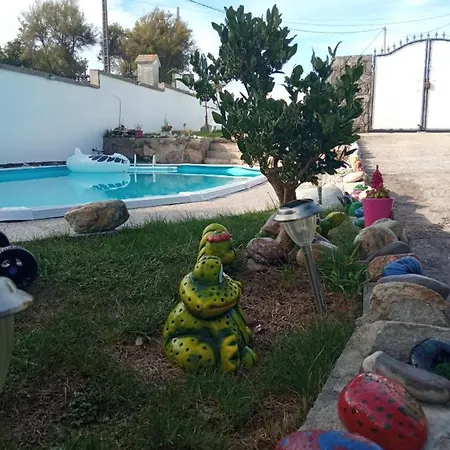 Casa Con Piscina Al Lado Del Mar En Viladesuso Nyaraló