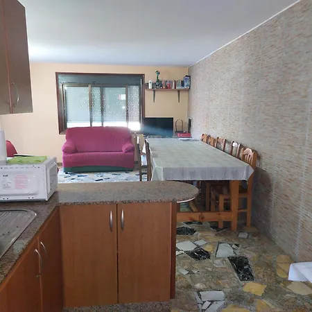 Casa Con Piscina Al Lado Del Mar En Viladesuso * Villadesuso
