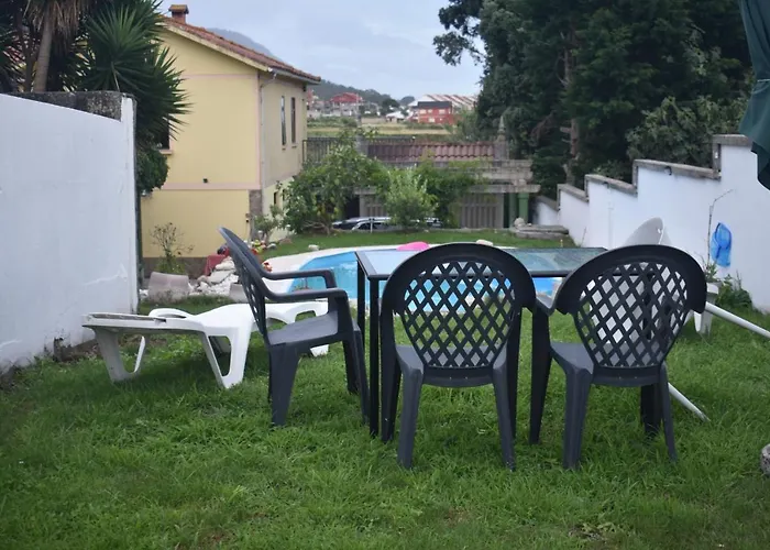 בית נופש Casa Con Piscina Al Lado Del Mar En Viladesuso Villadesuso